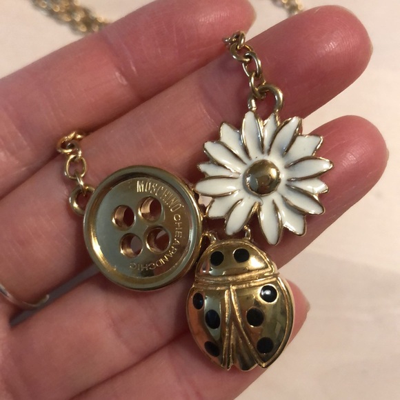 Moschino Cheap & Chic gold Necklace, Authentic - Picture 3 of 4